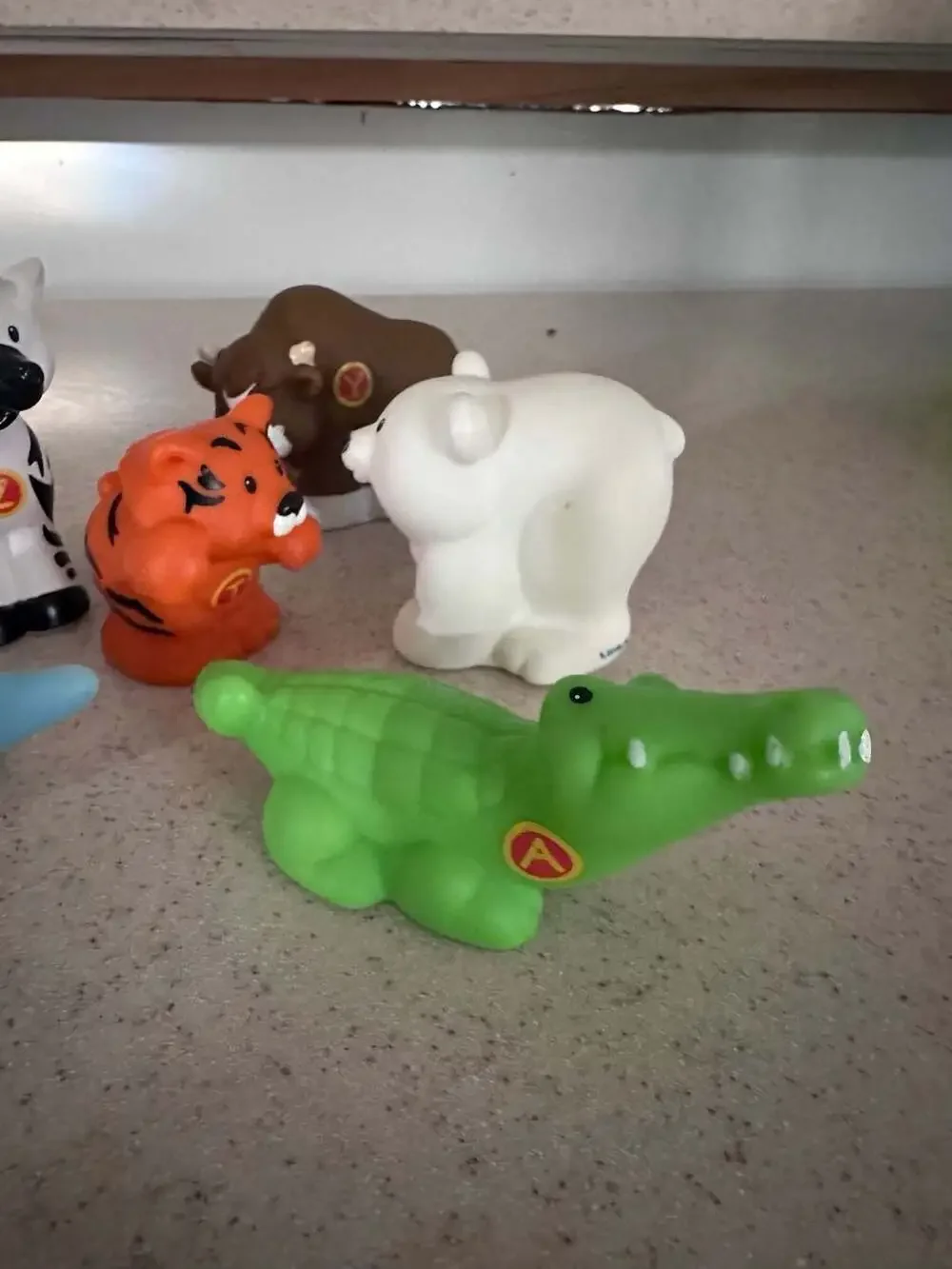 Fisher-Price Little People A to Z Zoo Alphabet Animal Figure Lot of 5
